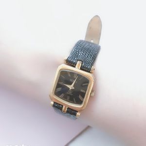 VINTAGE GUCCI WATCH ♥️♥️💋💋